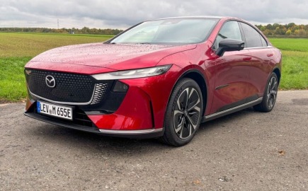 Mazda6e: Αντάξιο βαριάς κληρονομιάς