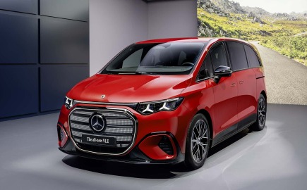 Η νέα ηλεκτρική Mercedes VLE διαθέτει πολυτέλεια, 700 km αυτονομία και… κινηματογράφο
