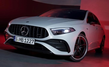 Mercedes A-Class 2028: Νέα γενιά με υβριδική και ηλεκτρική τεχνολογία