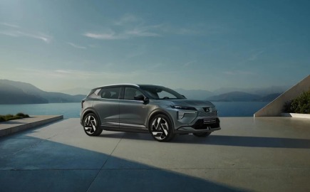 Αυτό είναι το νέο Mitsubishi Eclipse Cross Electric που έρχεται Ευρώπη
