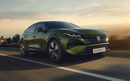 Σαλόνι Αυτοκινήτου Βρυξελλών: Αυτό είναι το νέο Peugeot 408 – Πότε φθάνει Ελλάδα