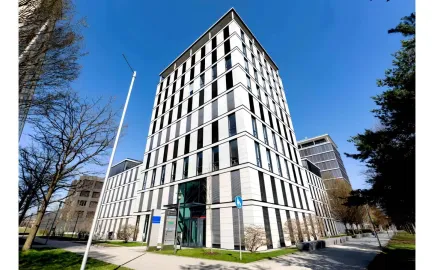 Η Leapmotor εγκαινίασε το πρώτο της Ευρωπαϊκό Innovation Center