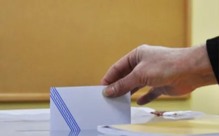 Ανοίγει θέμα εκλογικής συνεργασίας στις μονοεδρικές 