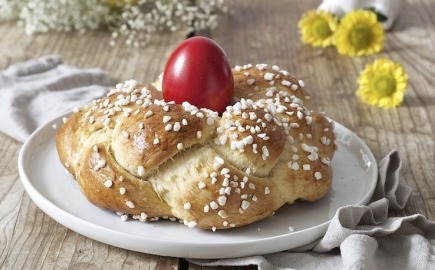 Θεσσαλονίκη: Στα περσινά επίπεδα τα τσουρέκια – Υποτονική η κίνηση στα αρτοποιεία