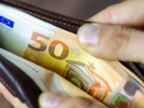 Από τα 150 ευρώ ανά παιδί έως τις 72 δόσεις: Οι  6+1 νέες παρεμβάσεις