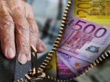 «Κολλημένες» κάτω από τα 1.000 ευρώ έξι στις 10 συντάξεις– Στα €867 η μέση σύνταξη