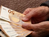 Από κόσκινο περνούν 27 επιδόματα από τη Δευτέρα!