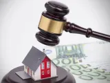 Δικαστήριο ματαίωσε πλειστηριασμό για χρέος που έμπαινε στον Εξωδικαστικό