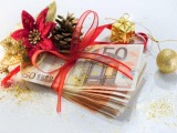 ΔΥΠΑ: Πότε πληρώνονται επιδόματα, παροχές και δώρα Χριστουγέννων