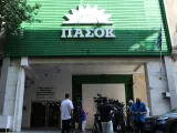 Το ΠΑΣΟΚ παίζει τα τελευταία του χαρτιά 