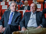 Το σχέδιο του Μαξίμου για να αποτρέψει ένα μέτωπο Καραμανλή-Σαμαρά