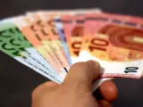 Alpha Bank: Ευνοϊκές οι προοπτικές για το εισόδημα και την περιουσία των ελληνικών νοικοκυριών