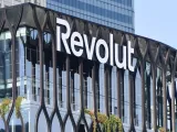 Revolut: Οι καταθέτες χάνουν στην Ελλάδα, η οικονομία στερείται 120 δισ. που λιμνάζουν