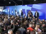 ΝΔ: Ο «άγνωστος πόλεμος» των δελφίνων 