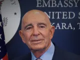 Στο στόχαστρο και ο Αμερικανός πρέσβης στην Άγκυρα – Αμφισβητούν τον ρόλο και τις κινήσεις του