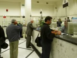 Τράπεζες: Περισσότερες χορηγήσεις, καταθέσεις από επιχειρήσεις, αναλήψεις από νοικοκυριά 
